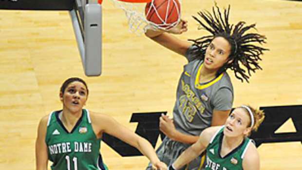 brittney-griner-bill-frakes1.jpg